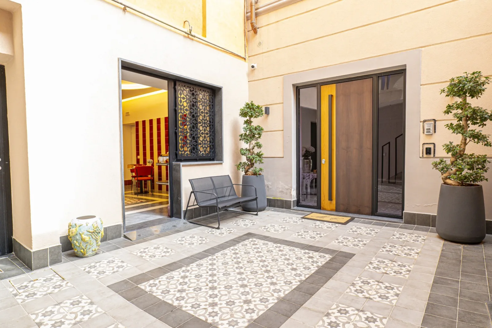 Palazzo Coppola Ingresso