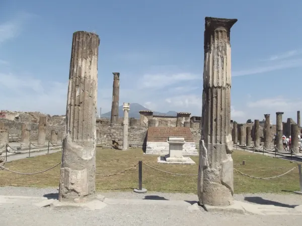 Pompei Walking Tour